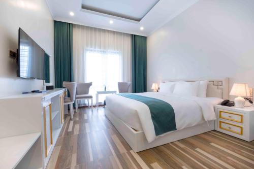 minh long hotel