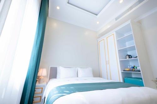 minh long hotel