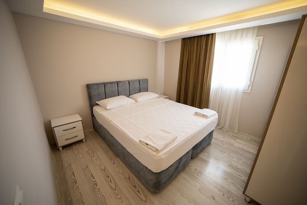 silver tower residence