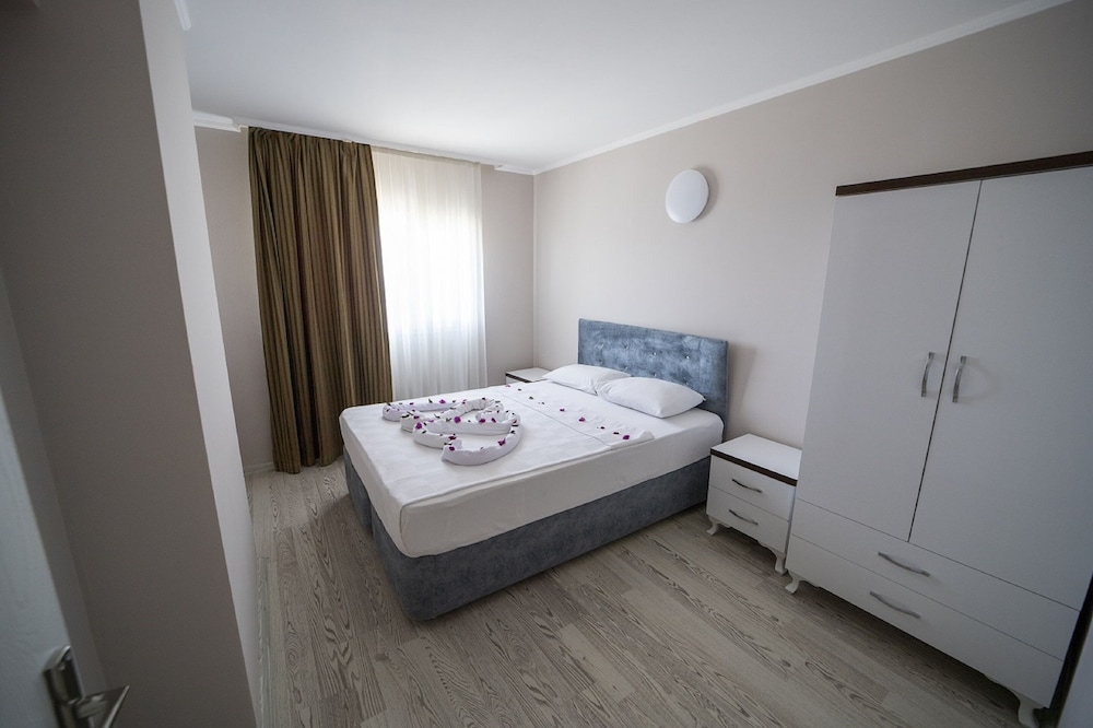 silver tower residence