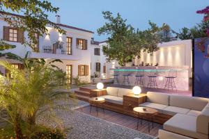 mellow blue hotel