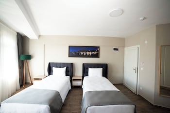 imroz elia hotel