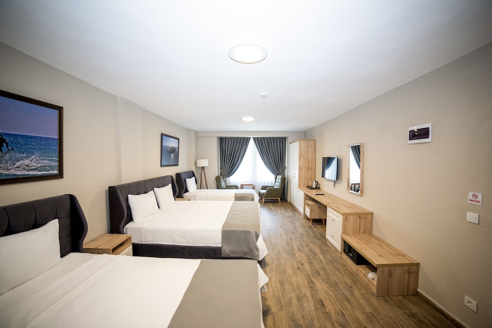imroz elia hotel