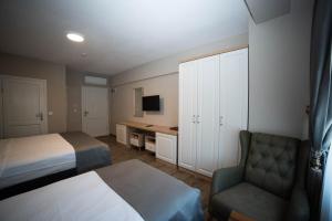 imroz elia hotel
