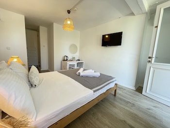 ikigai hotel villa rifat