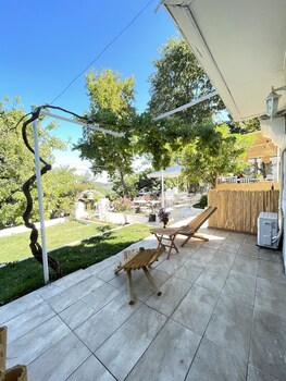 ikigai hotel villa rifat