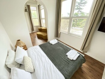 ikigai hotel villa rifat