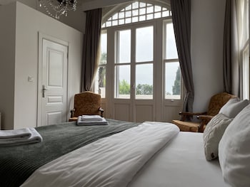 ikigai hotel villa rifat