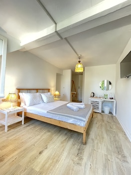 ikigai hotel villa rifat