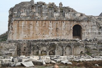puli stone houses