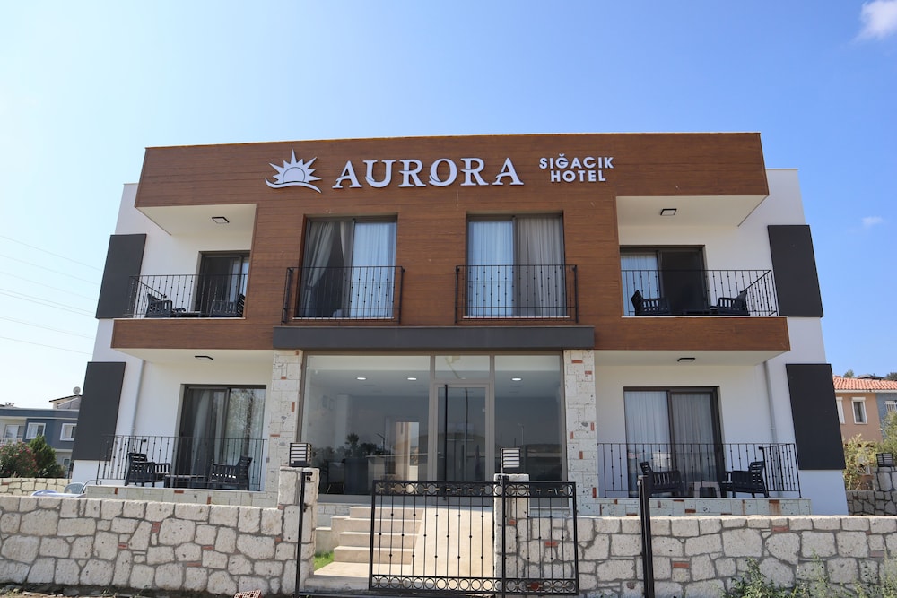 aurora sigacik hotel