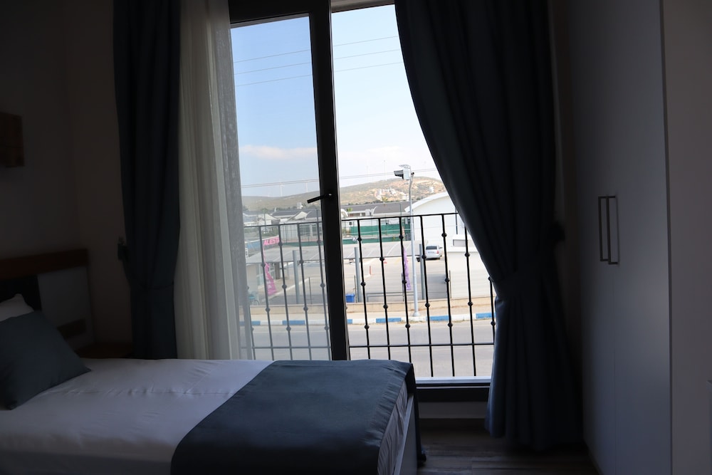 aurora sigacik hotel