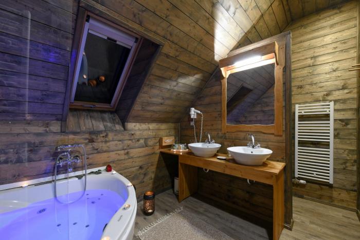 lakeside hotel plitvice