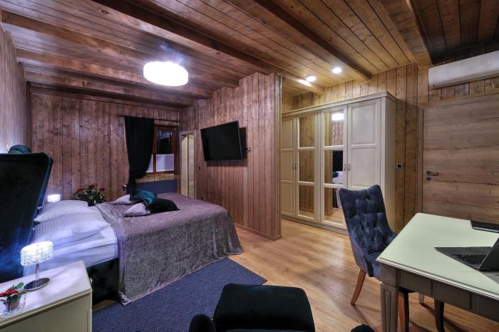 lakeside hotel plitvice