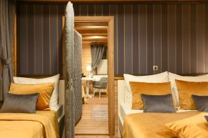 lakeside hotel plitvice