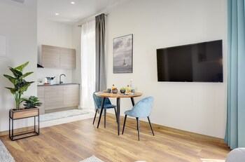 danda central luxury apartments
