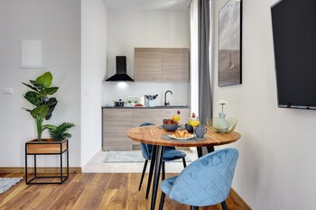 danda central luxury apartments