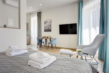danda central luxury apartments