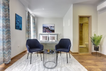 danda central luxury apartments