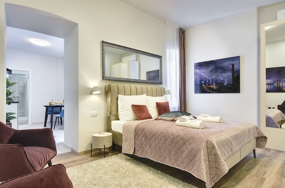 danda central luxury apartments