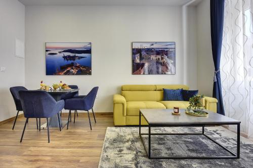 danda central luxury apartments