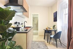danda central luxury apartments