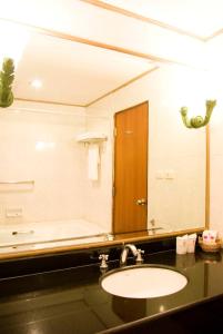 city park hotel bangkok pratunam by pcl