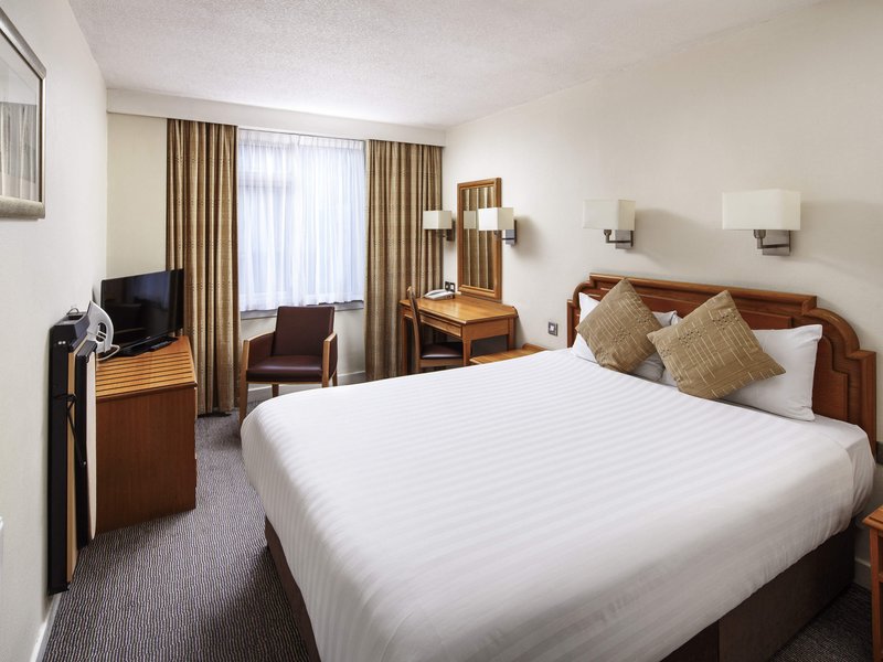 mercure edinburgh city princes street hotel