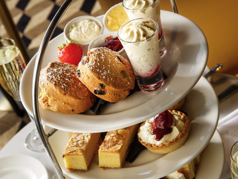 mercure edinburgh city princes street hotel