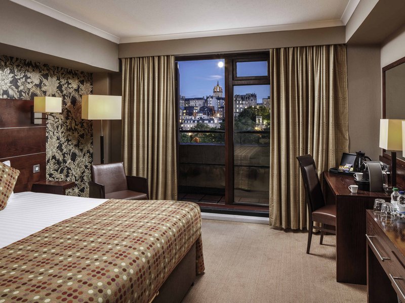 mercure edinburgh city princes street hotel