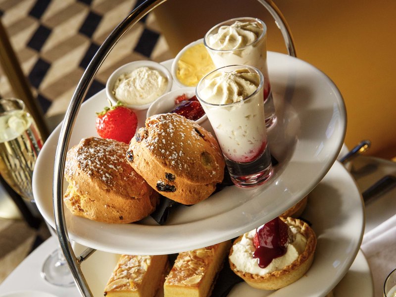 mercure edinburgh city princes street hotel