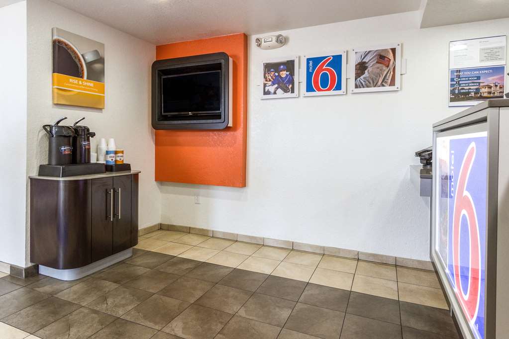 motel 6 tempe az phoenix airport priest dr