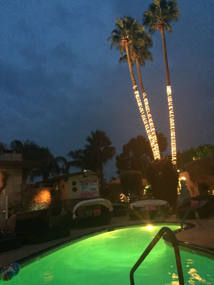 sea mountain inn nude resort and spa adults only