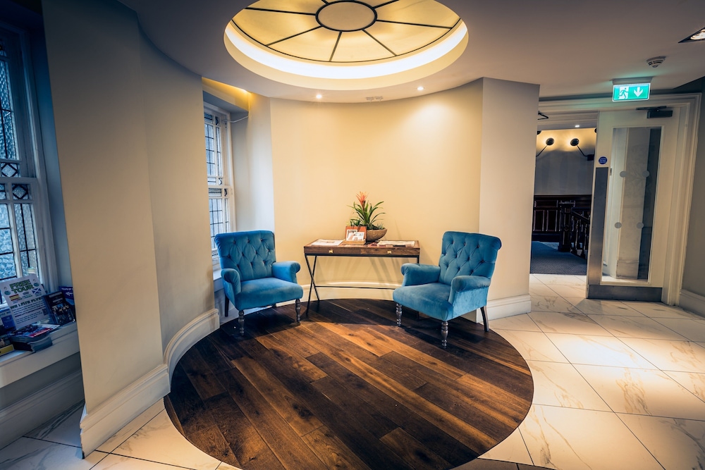 hotel indigo edinburgh princes street by ihg