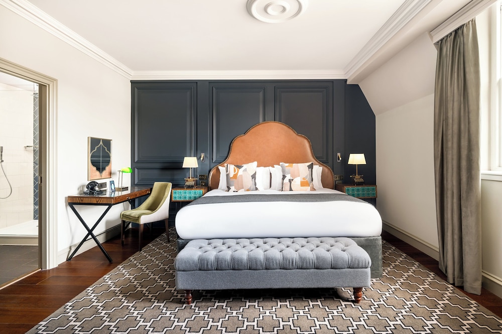 hotel indigo edinburgh princes street by ihg