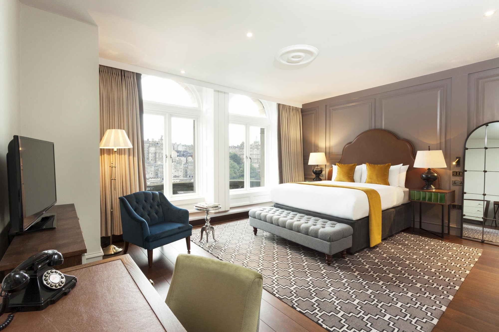 hotel indigo edinburgh princes street by ihg