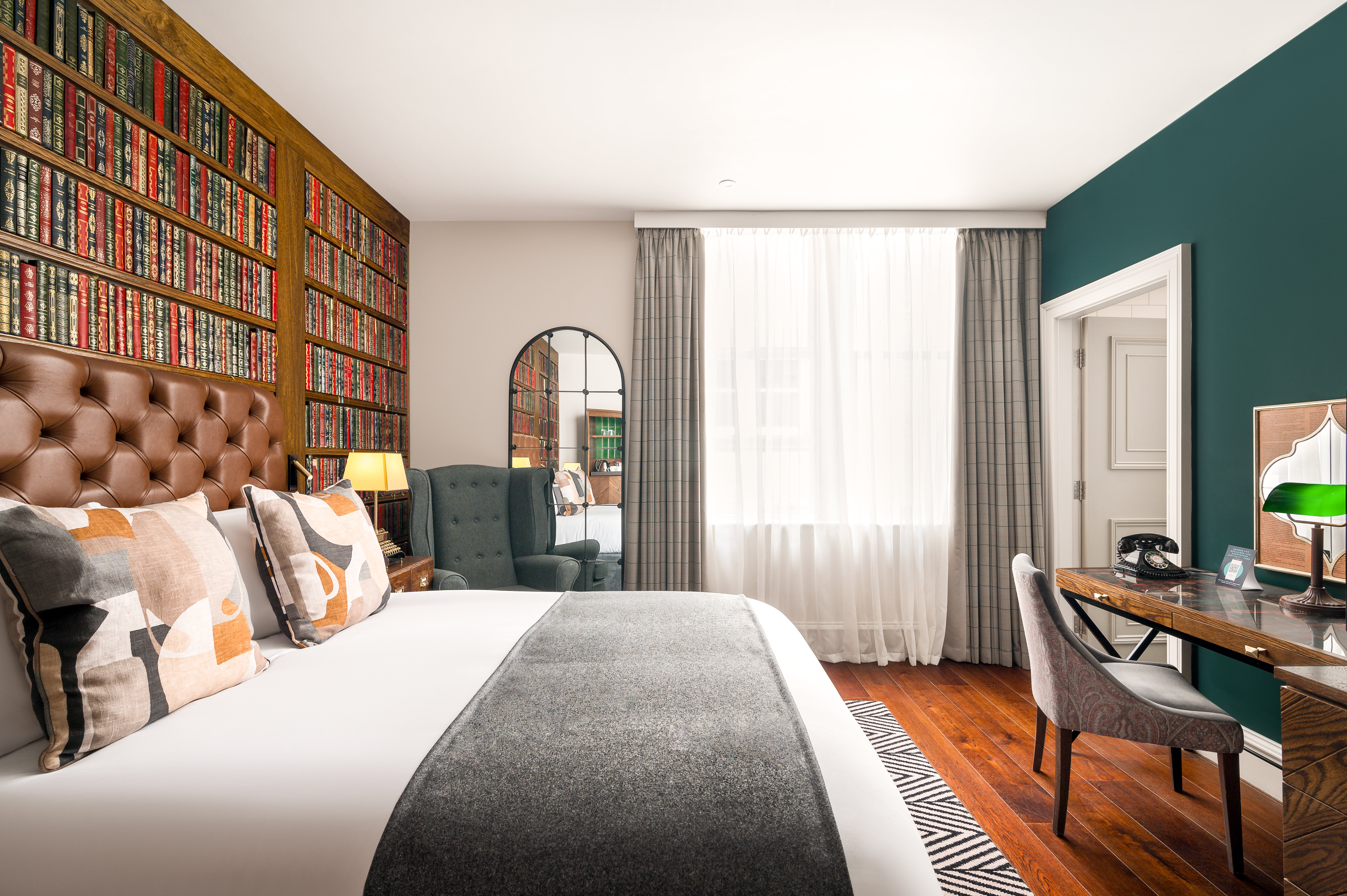 hotel indigo edinburgh princes street by ihg