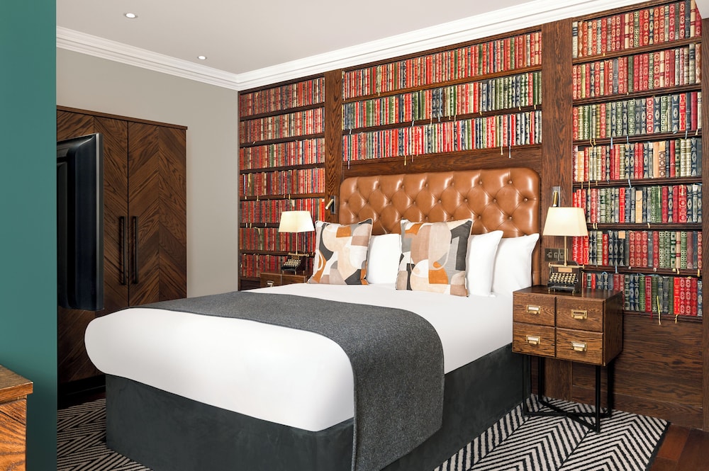hotel indigo edinburgh princes street by ihg