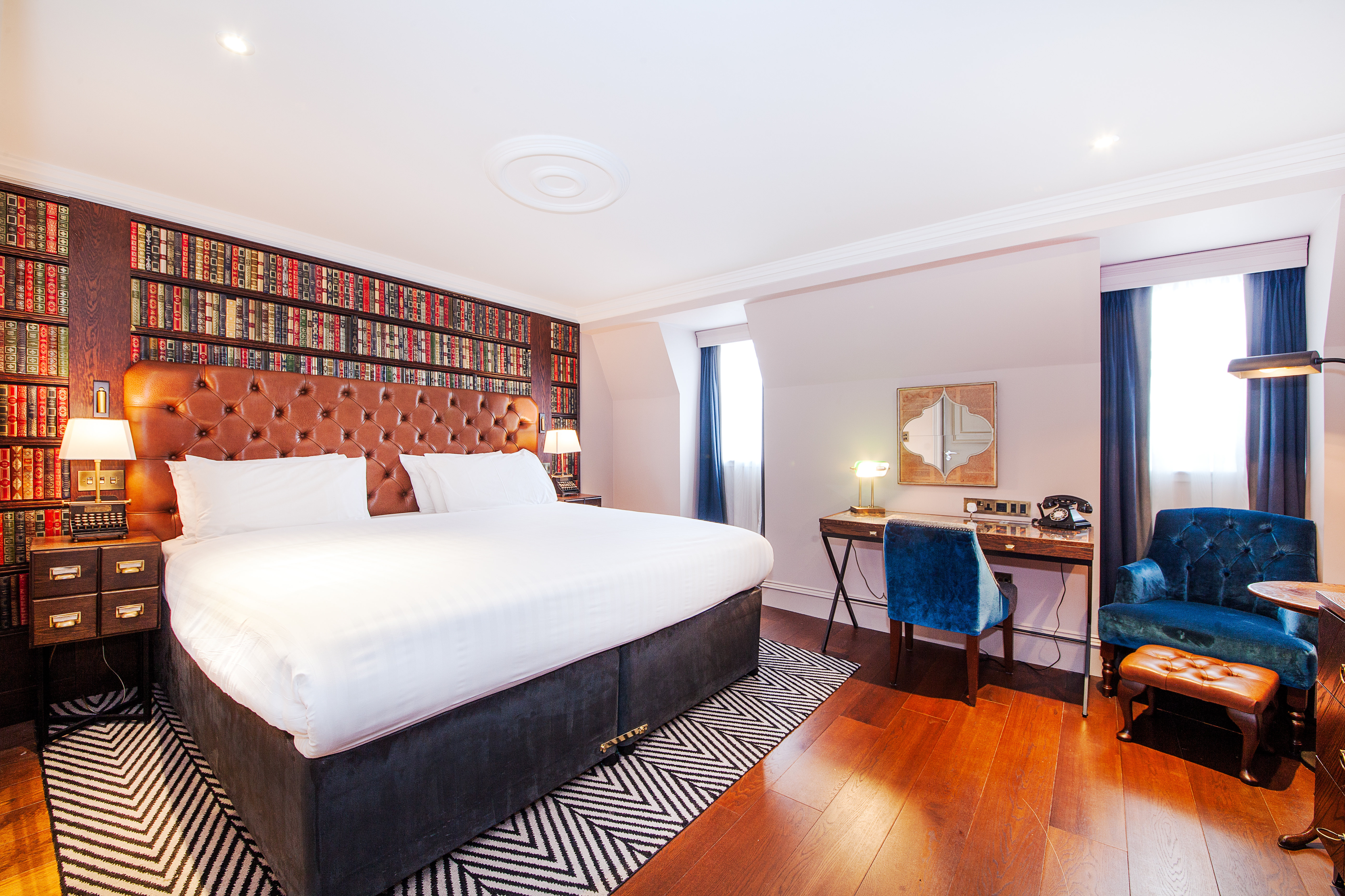 hotel indigo edinburgh princes street by ihg
