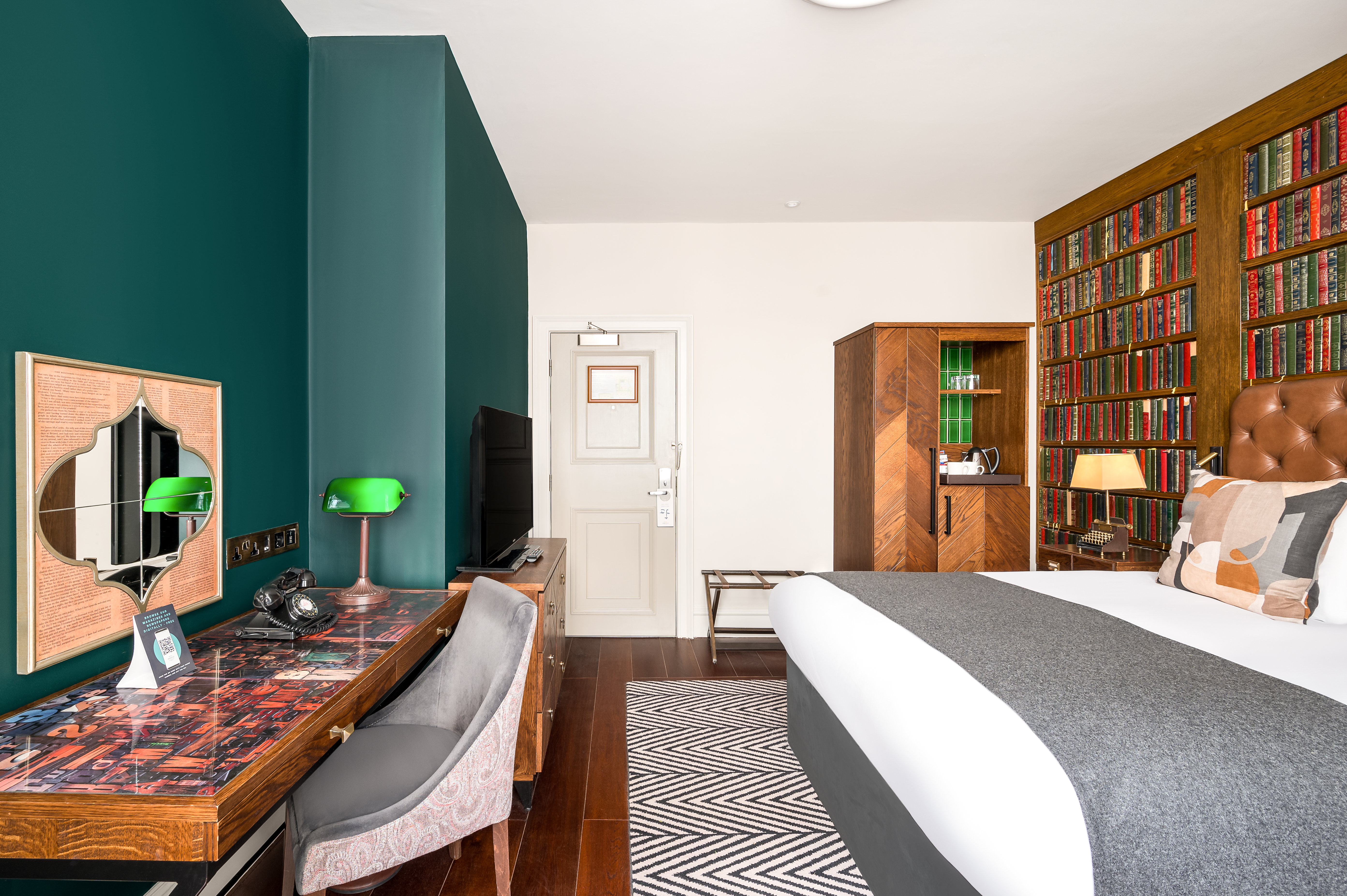 hotel indigo edinburgh princes street by ihg