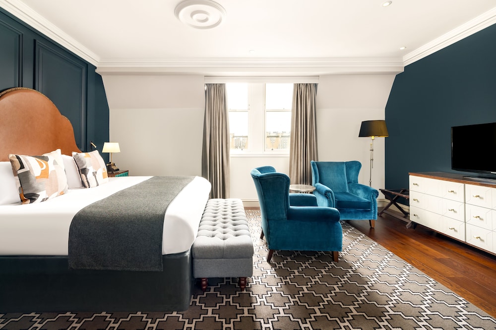hotel indigo edinburgh princes street by ihg