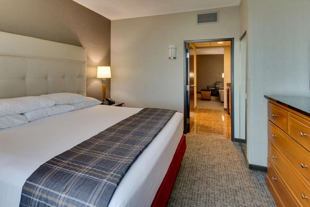 drury inn and suites phoenix happy valley
