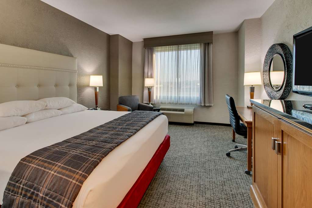 drury inn and suites phoenix happy valley