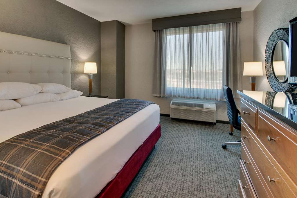 drury inn and suites phoenix happy valley