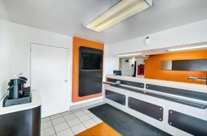 Motel 6 Thornton, Co,Denver>>Colorado,2 star
