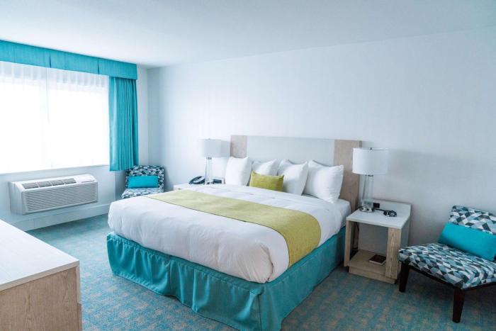 coast hotel and convention centre langley city