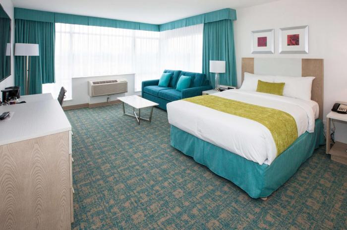 coast hotel and convention centre langley city