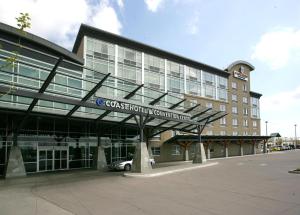 coast hotel and convention centre langley city