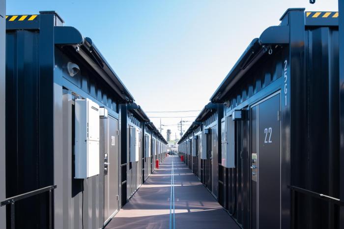 hotel r9 the yard koga