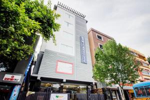 Super Townhouse Oak Seventy Seven,Garui>>Kolkata,4 star